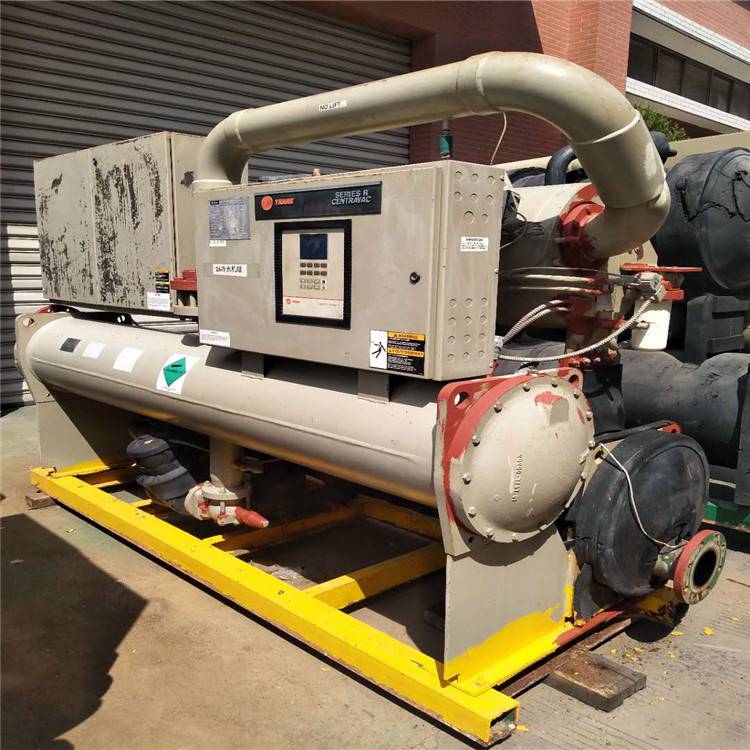 特靈螺桿機組如何清洗維保